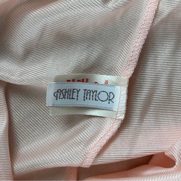 Vintage Ashley Taylor Lace Trimmed Half Slip - Picture 4 of 6